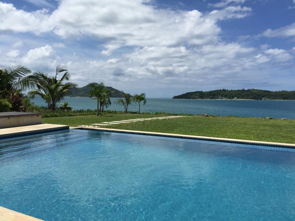 Private Sea View Villa Eden Island Room photo